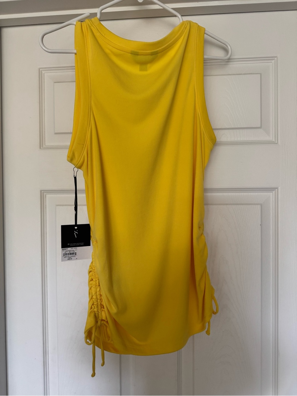 LOT OF 2 NWT L Simply Vera Vera Wang Yellow & Black Ruched Tank Tops